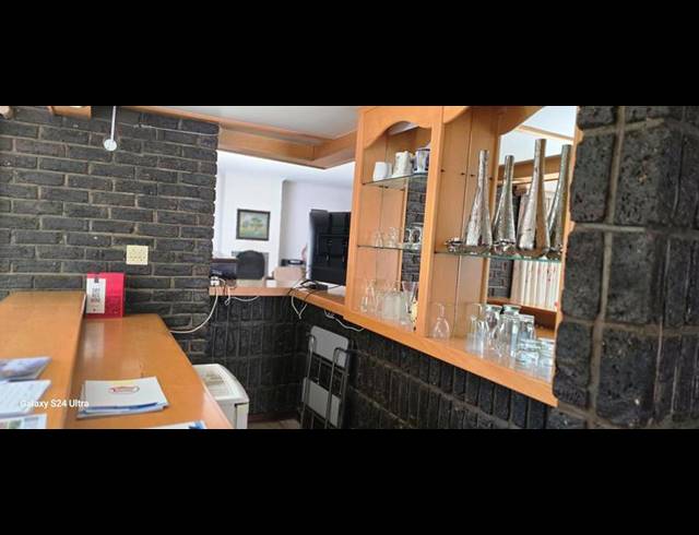 4 BEDROOM HOUSE FOR SALE IN SUNWARD PARK